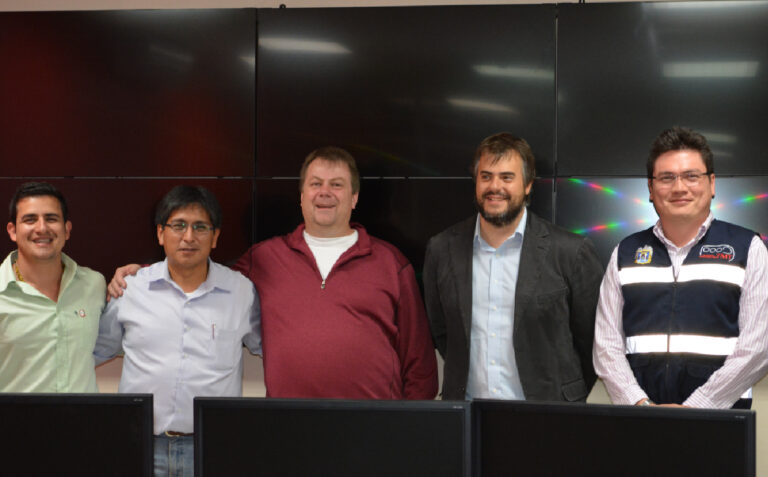 007_Mesa de trabajo 1