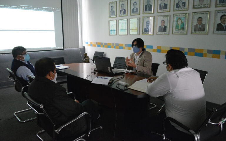 19_Mesa de trabajo 1